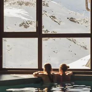 le-hameau-du-kashmir.hotels-rhonealpes.com/